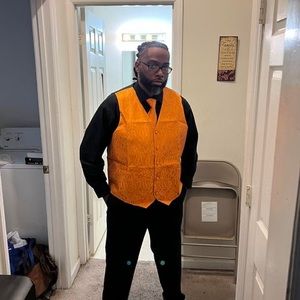 Meet your Posher, Carlos